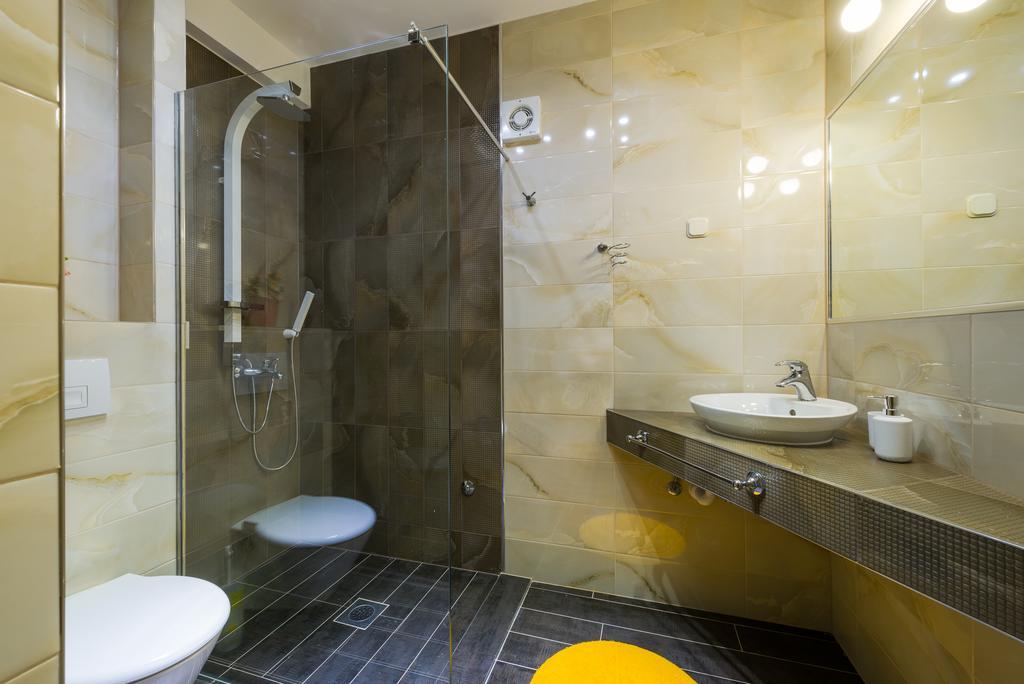 Superb Beachfront Luxury Seaview With Private Beach Milna  Zimmer foto