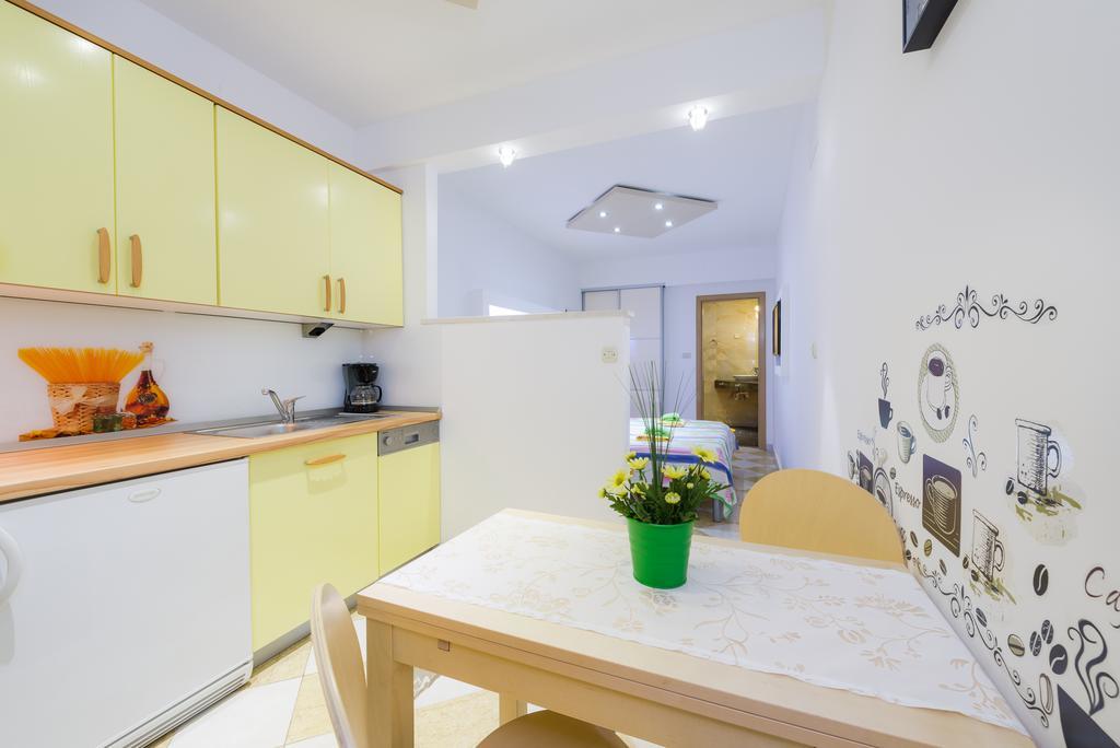 Superb Beachfront Luxury Seaview With Private Beach Milna  Zimmer foto
